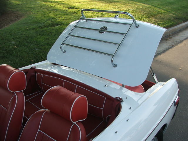 1976 MG MGB Roadster - photo 12