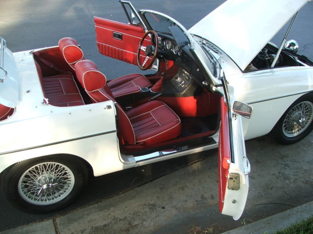1976 MG MGB Roadster - photo 13
