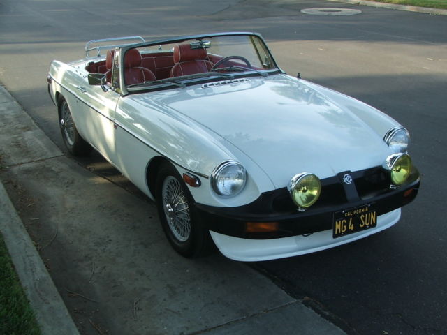 1976 MG MGB Roadster - photo 5