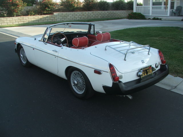 1976 MG MGB Roadster - photo 7