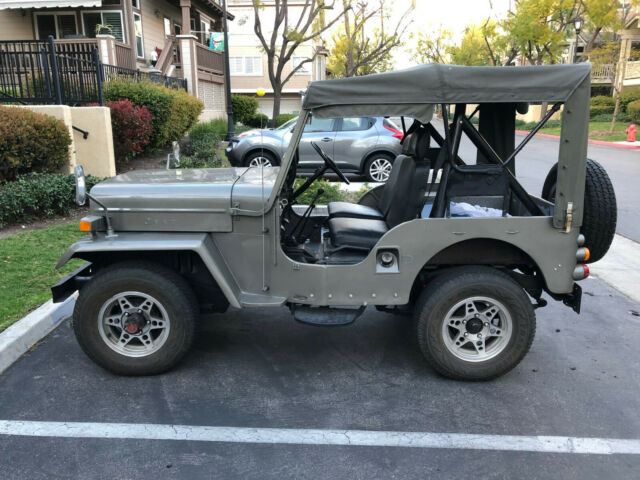 1976 Jeep Wrangler - photo 2