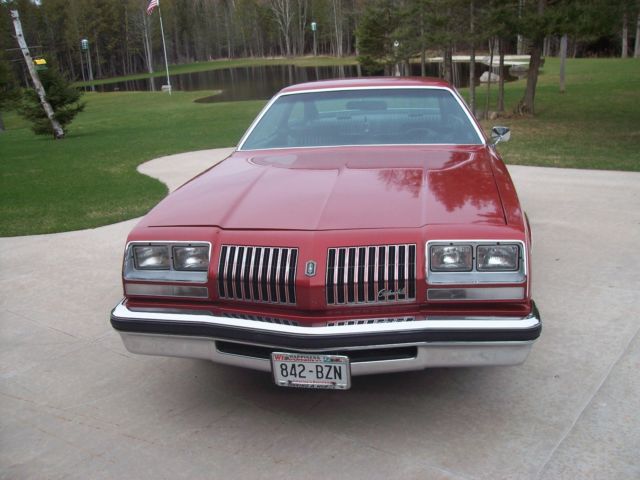 1976 Oldsmobile Cutlass Cutlass S - photo 3