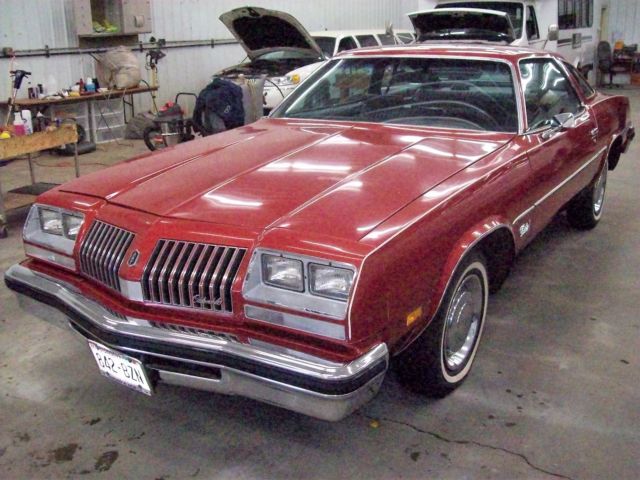 1976 Oldsmobile Cutlass Cutlass S - photo 2