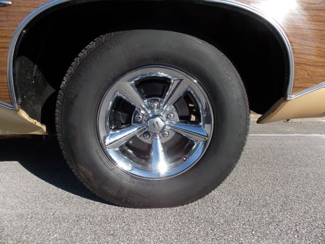 1976 Oldsmobile Custom Cruiser - photo 7
