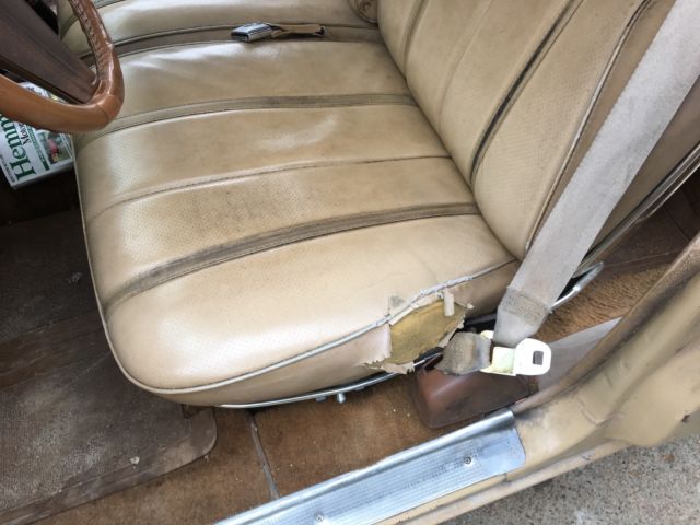1976 Oldsmobile Custom Cruiser - photo 9