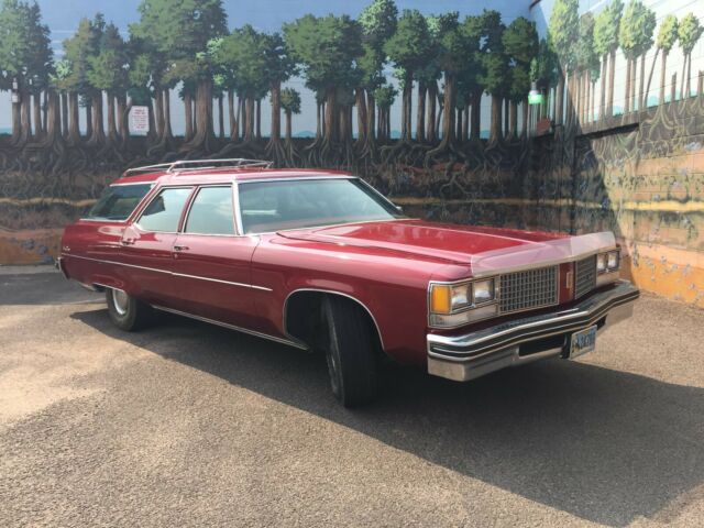 1976 Oldsmobile Custom Cruiser Wagon 1976 Oldsmobile Custom Cruiser