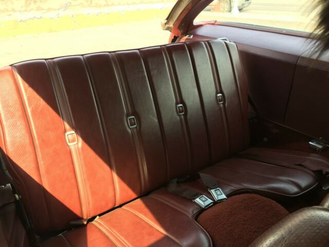 1976 Oldsmobile Custom Cruiser - photo 10