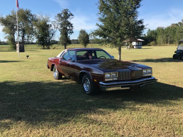1976 Oldsmobile Cutlass 2 Door Coupe - photo 2