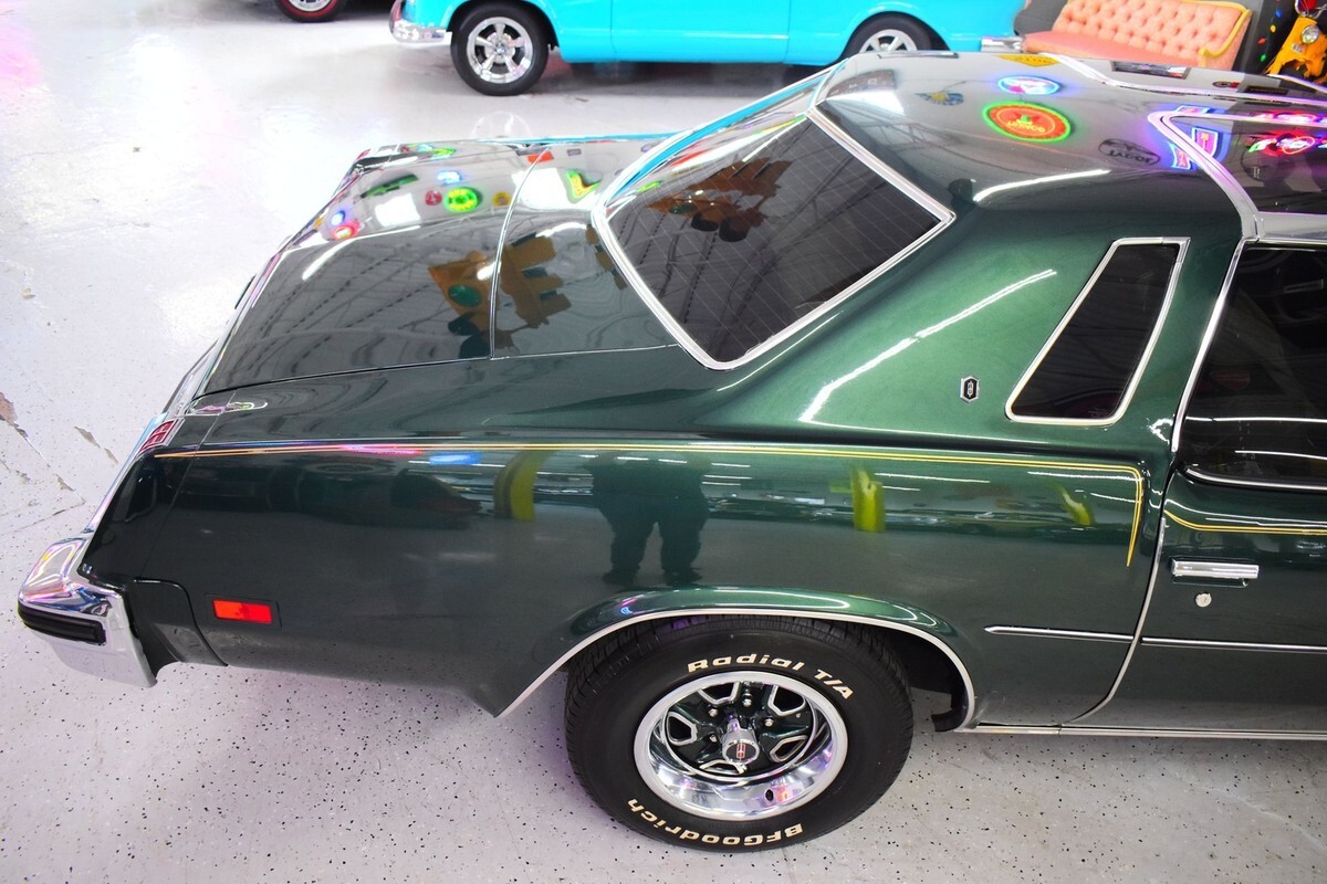 1976 Oldsmobile Cutlass Salon T-Tops - photo 7