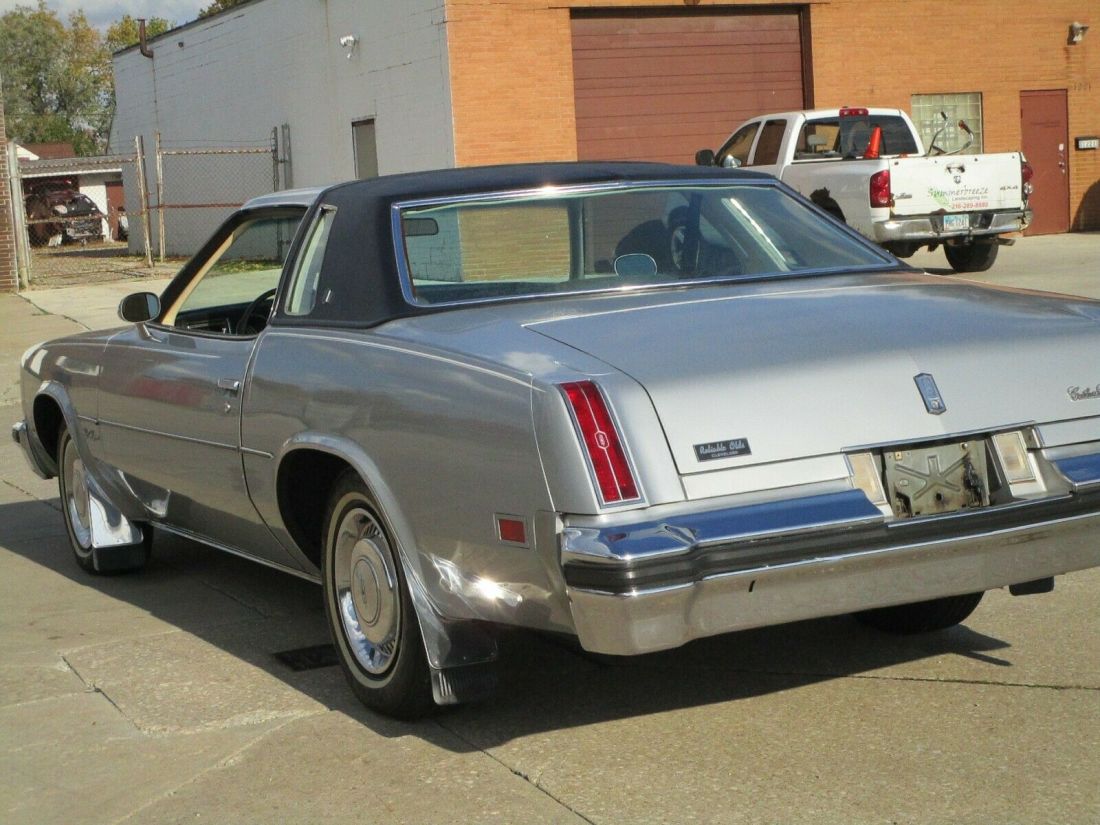 1976 Oldsmobile Cutlass - photo 2