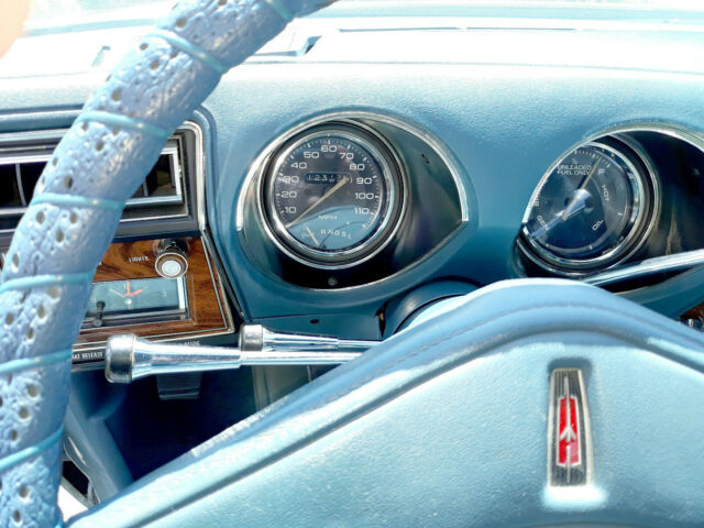 1976 Oldsmobile Cutlass Supreme - photo 9