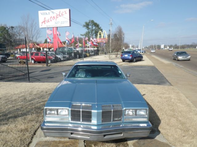 1976 Oldsmobile Cutlass Supreme 350 V8, Runs Great, Just get in and enjoy 1976 Oldsmobile Cutlass Brougham