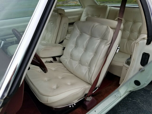 1976 Oldsmobile Ninety-Eight Regency - photo 7