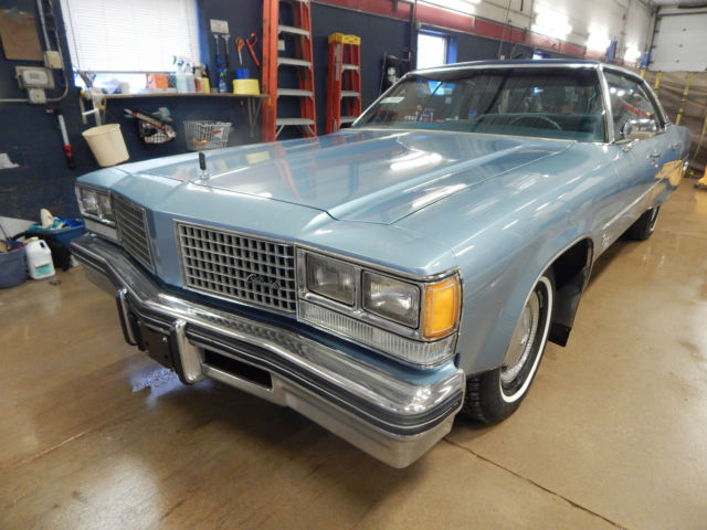 1976 Oldsmobile Ninety-Eight - photo 2