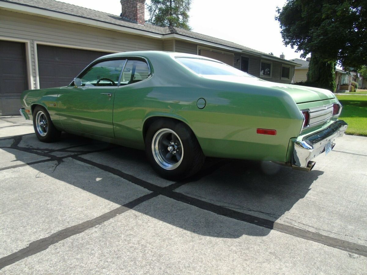 1976 Plymouth Duster - photo 2