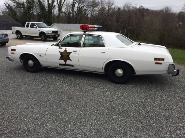 1976 Plymouth Fury - photo 2