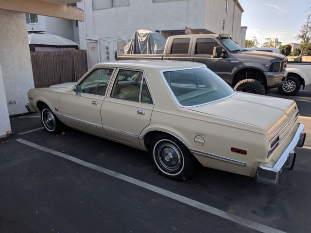 1976 Plymouth Volare - photo 7