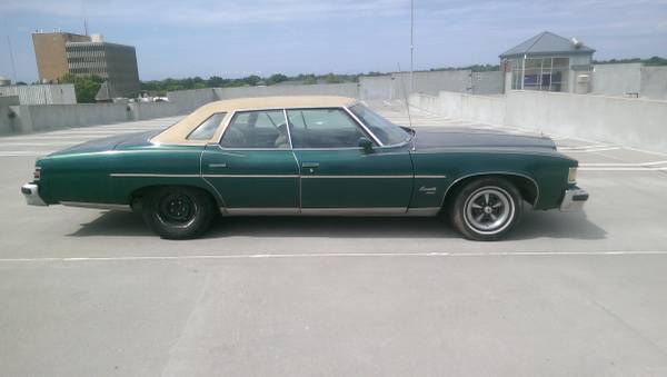 1976 Pontiac Bonneville - photo 2