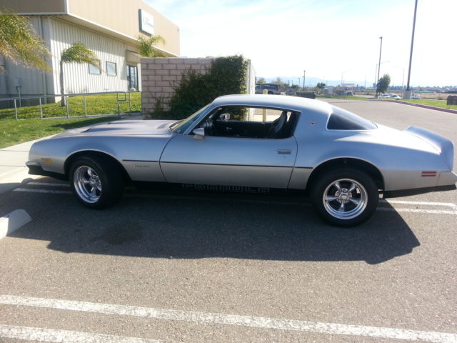 1976 Pontiac Firebird formula 400 - photo 2