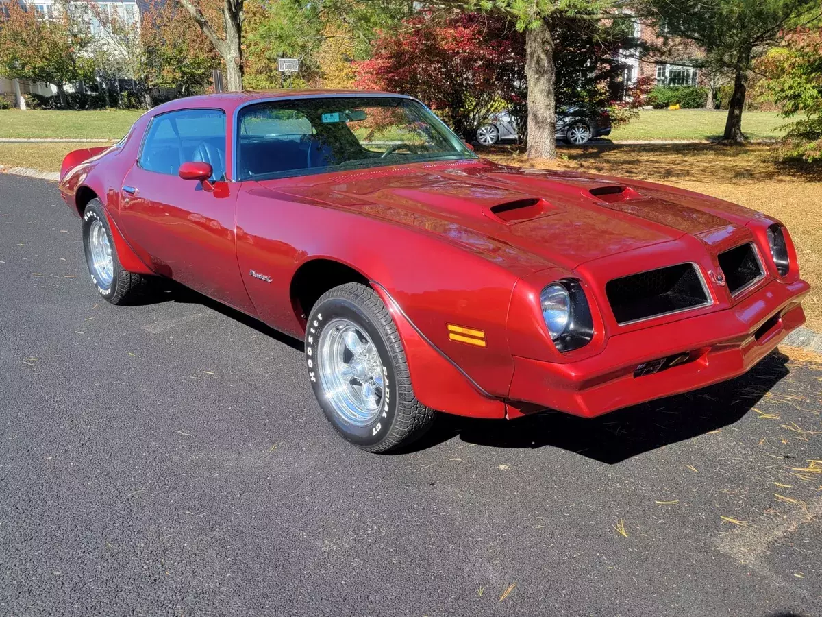 1976 Pontiac Firebird Formula Custom restored 1976 Pontiac Firebird Formula Firebird Custom