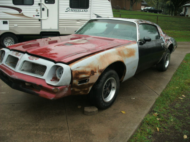 1976 PONTIAC FIREBIRD {PROCECT) 1976 Pontiac Firebird ESPRIT