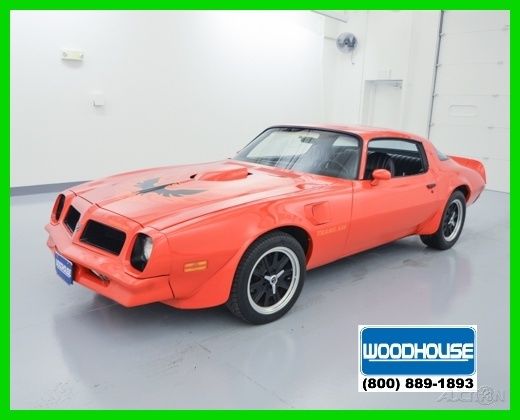 1976 Pontiac Firebird Trans Am 400 V8 Carousel Red Shaker hood rally gauges 1976 Pontiac Firebird