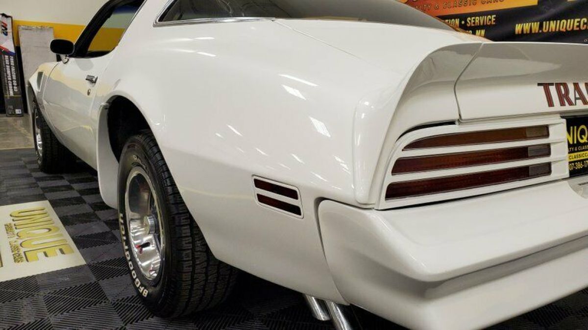 1976 Pontiac Firebird Trans Am - photo 10