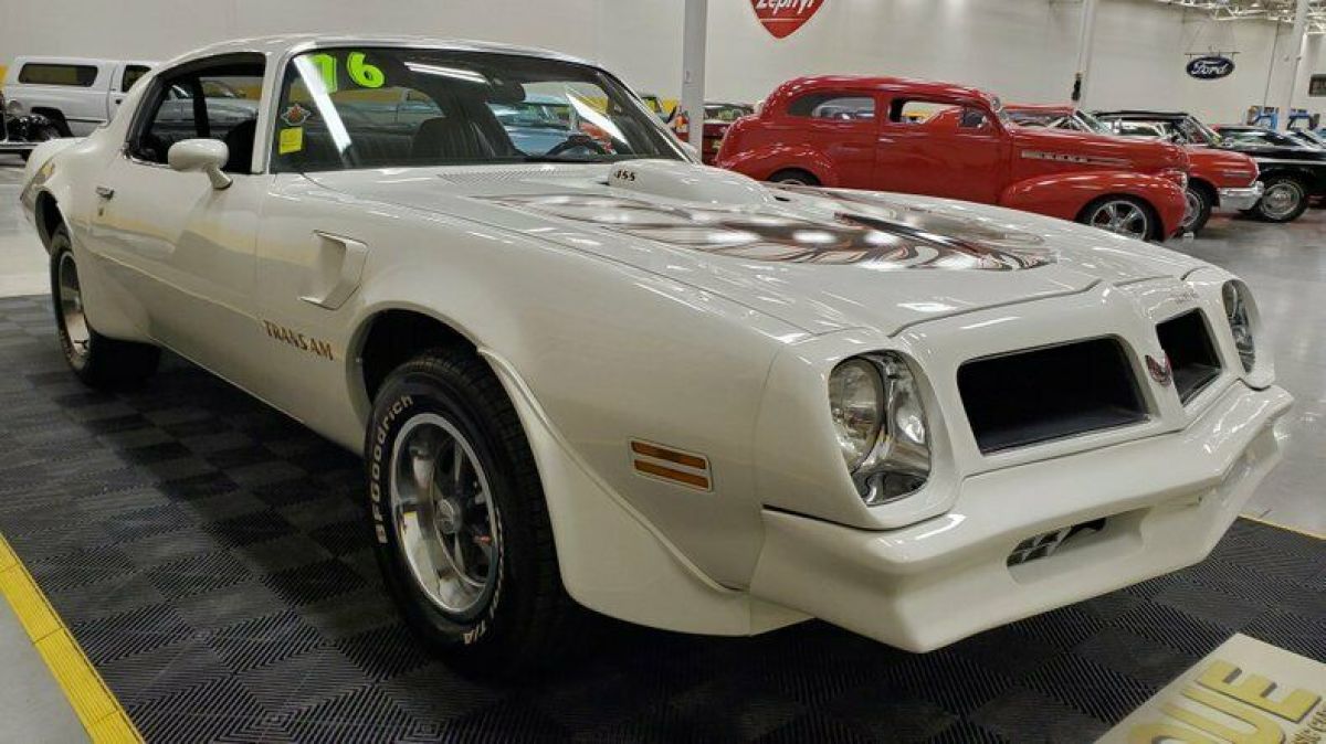 1976 Pontiac Firebird Trans Am - photo 3