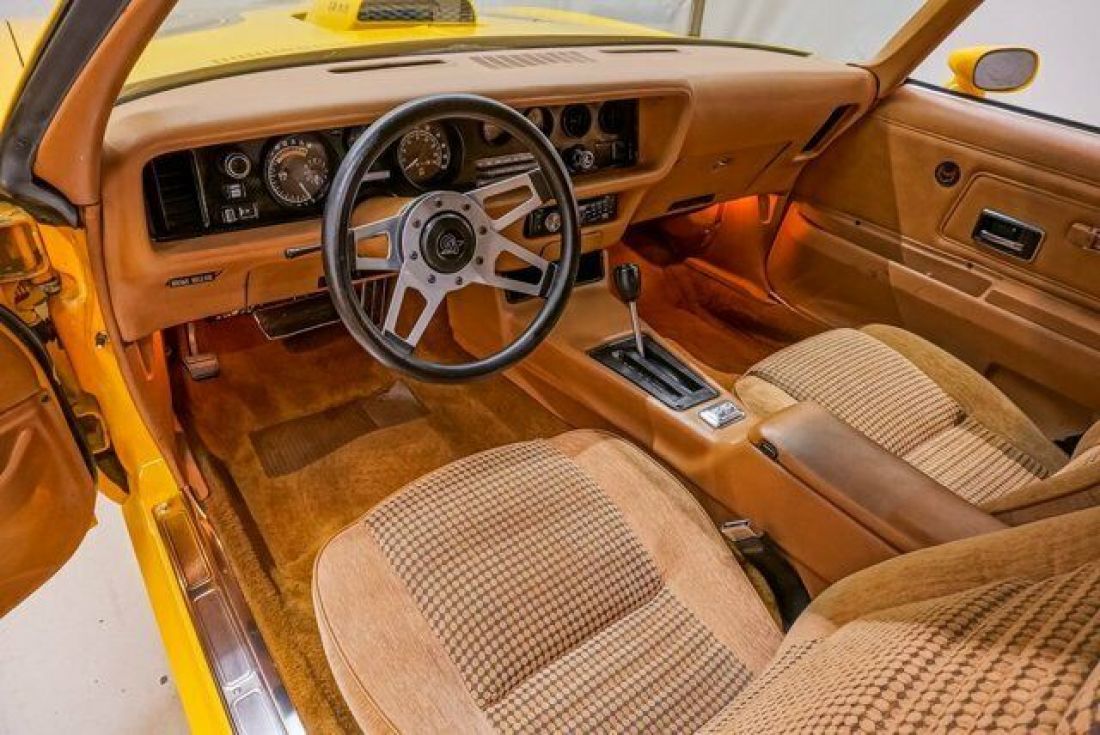 1976 Pontiac Firebird Trans Am - photo 2