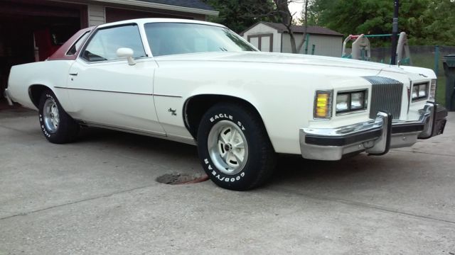 1976 Pontiac Grand Prix 1976 GRAND PRIX