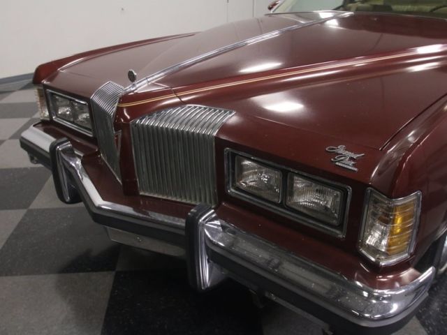 1976 Pontiac Grand Prix -- - photo 10