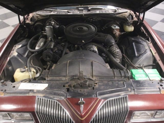 1976 Pontiac Grand Prix -- - photo 4