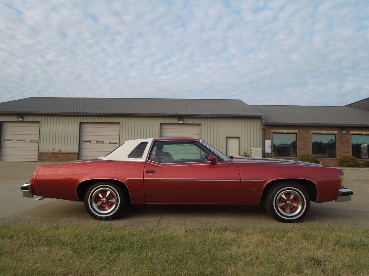 1976 Pontiac Grand Prix - photo 3