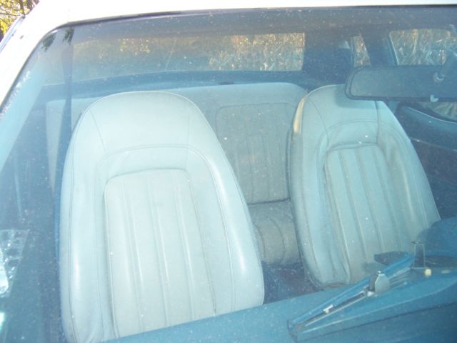 1976 Pontiac Grand Prix Base Coupe 2-Door - photo 9