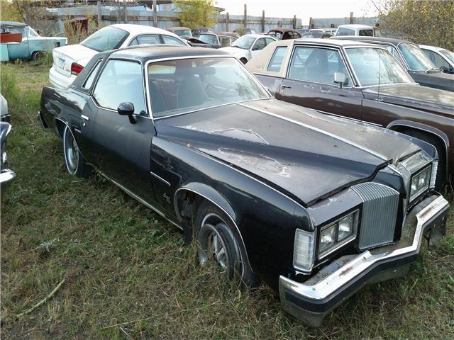 1976 Pontiac Grand Prix --