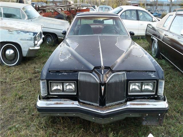 1976 Pontiac Grand Prix -- - photo 2