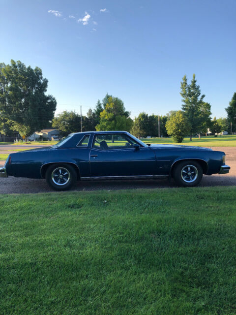 1976 Pontiac Grand Prix - photo 3