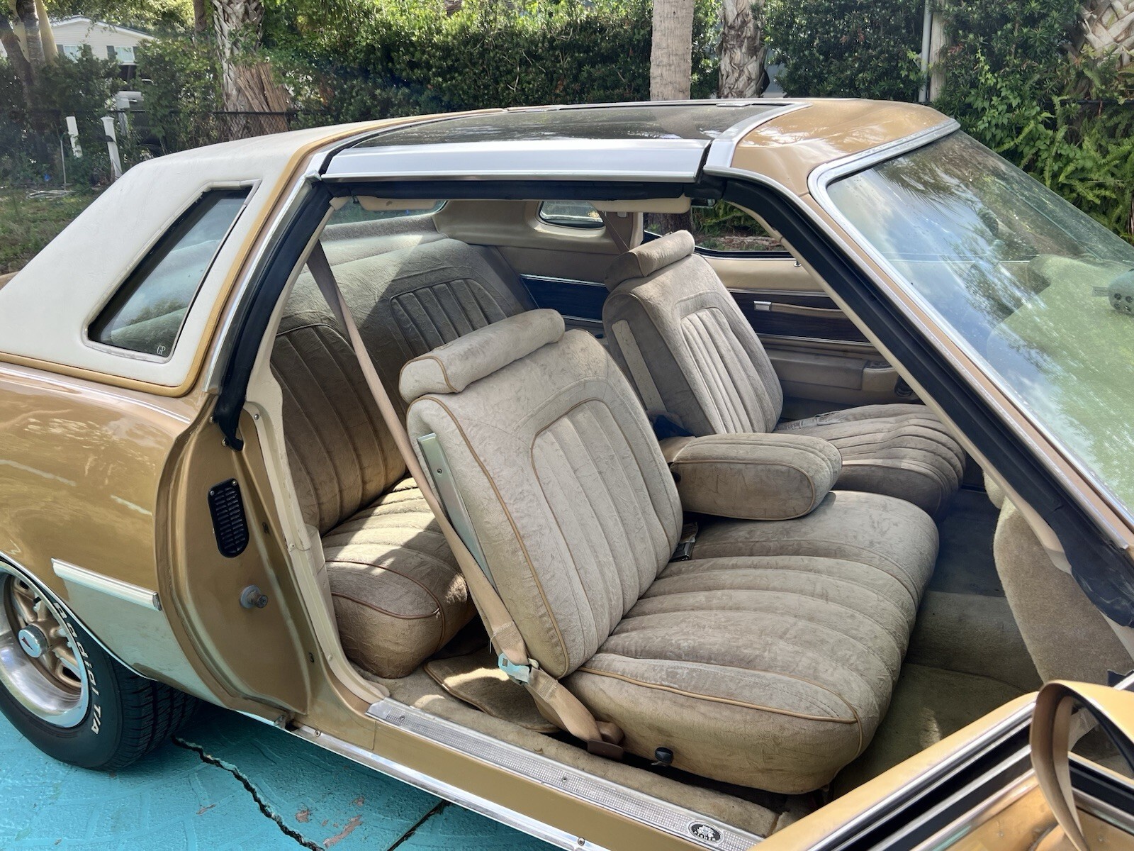 1976 Pontiac Grand Prix - photo 9