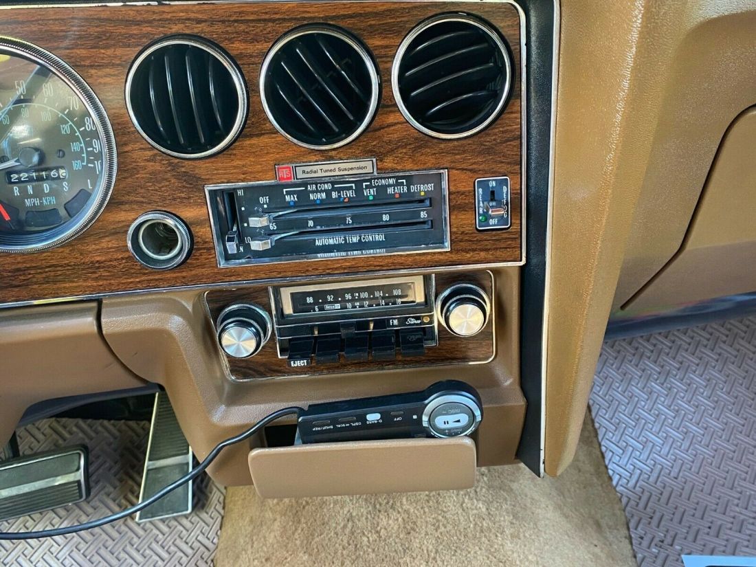 1976 Pontiac Grand Prix - photo 13