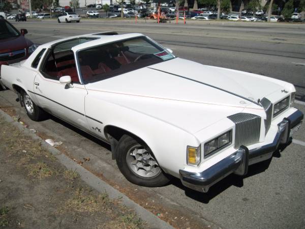 1976 Pontiac Grand Prix - photo 3