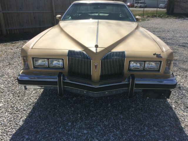 1976 Pontiac Grand Prix SJ - photo 3