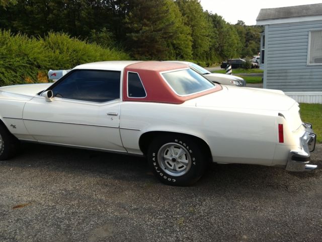 1976 Pontiac Grand Prix BASE - photo 10
