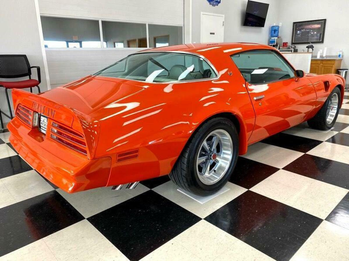 1976 Pontiac Trans Am 400 Coupe - photo 3