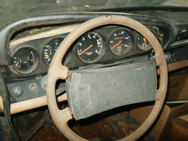 1976 Porsche 911 Signiture Edition Sun Roof coupe - photo 6