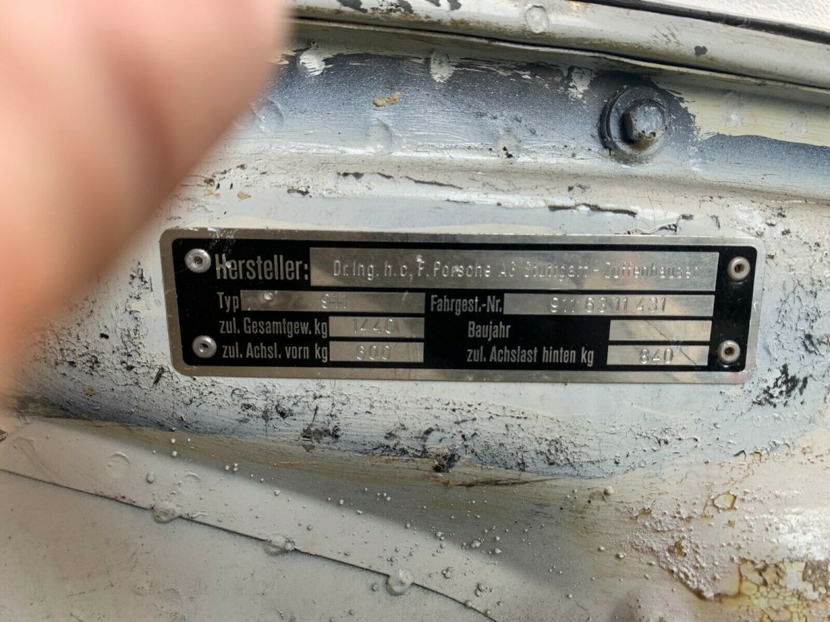 1976 Porsche 911 -- - photo 11