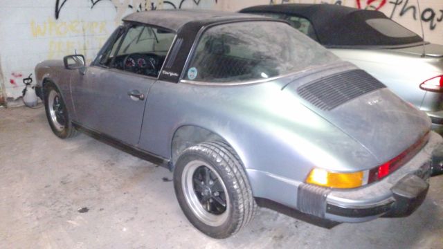1976 Porsche 911 Targa Top, Motor included was running when removed 1976 Porsche 911 Targa
