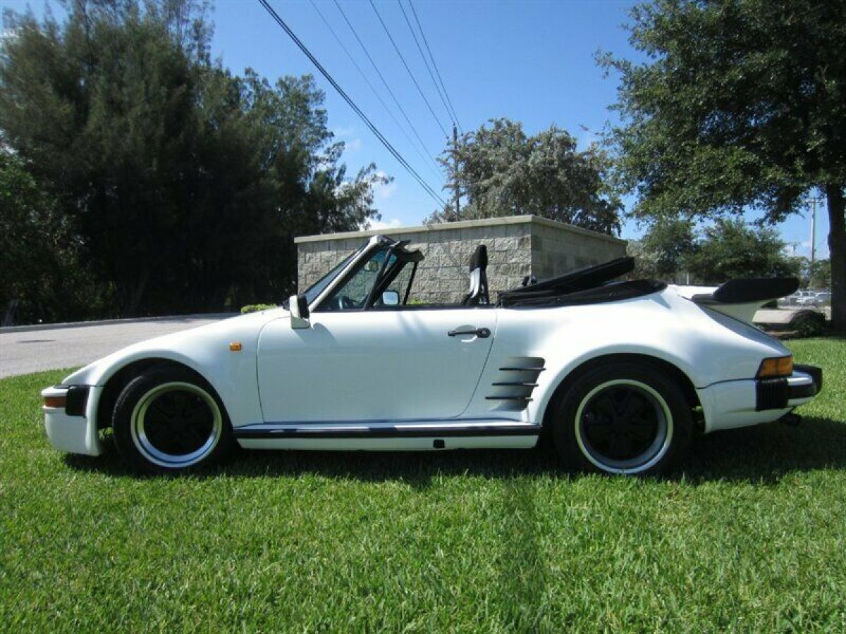 1976 Porsche 911, White with 38596 Miles available now! 1976 Porsche 911
