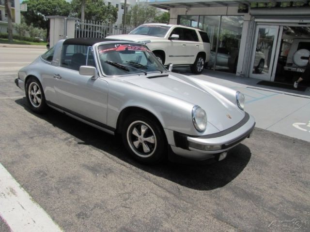 1976 Porsche 911 ONE OWNER!!!!!! MINT CONDITION - photo 2