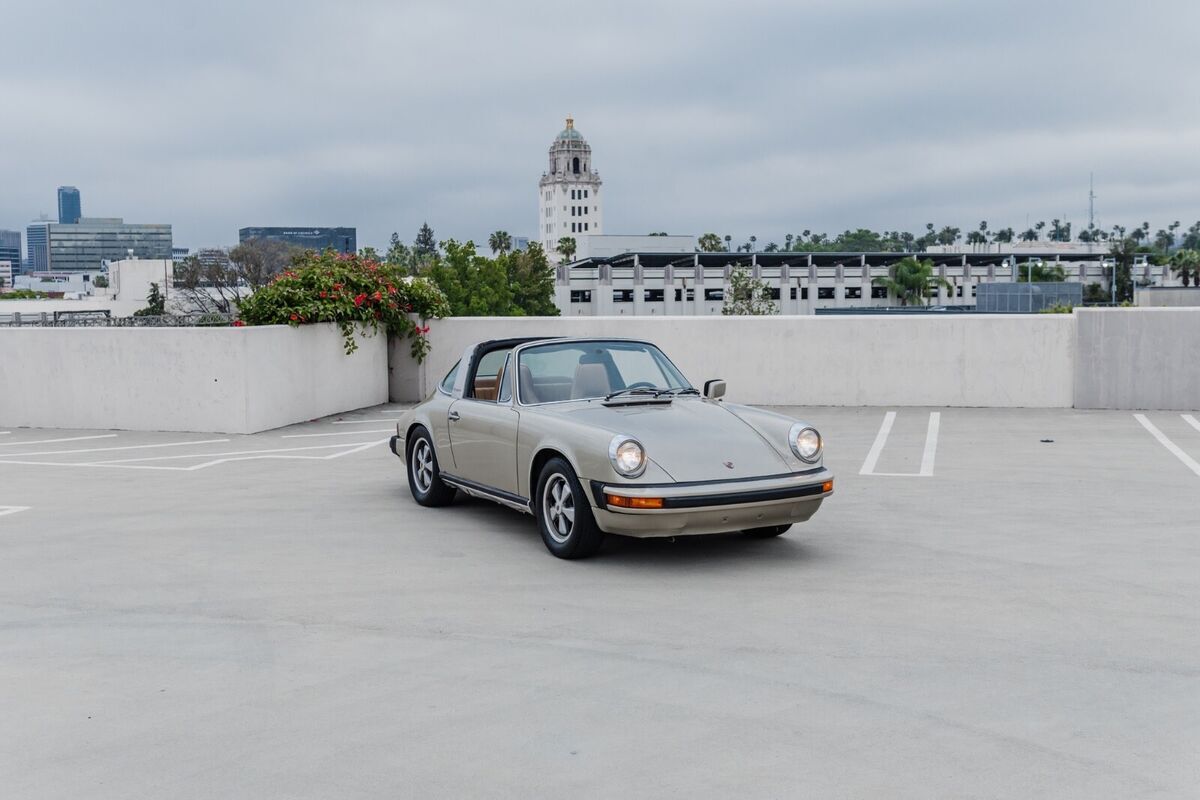 1976 Porsche 911 911S Targa Signature Edition - photo 2