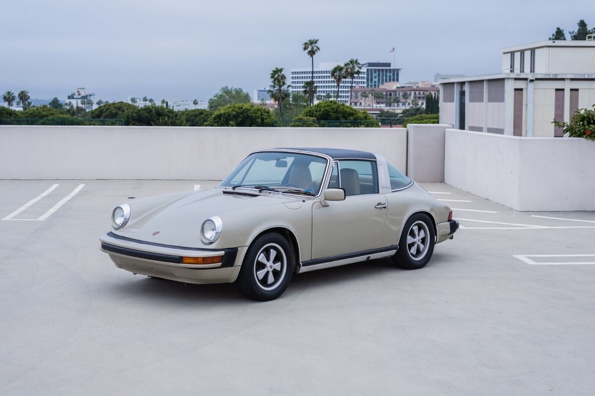 1976 Porsche 911 911S Targa Signature Edition - photo 3